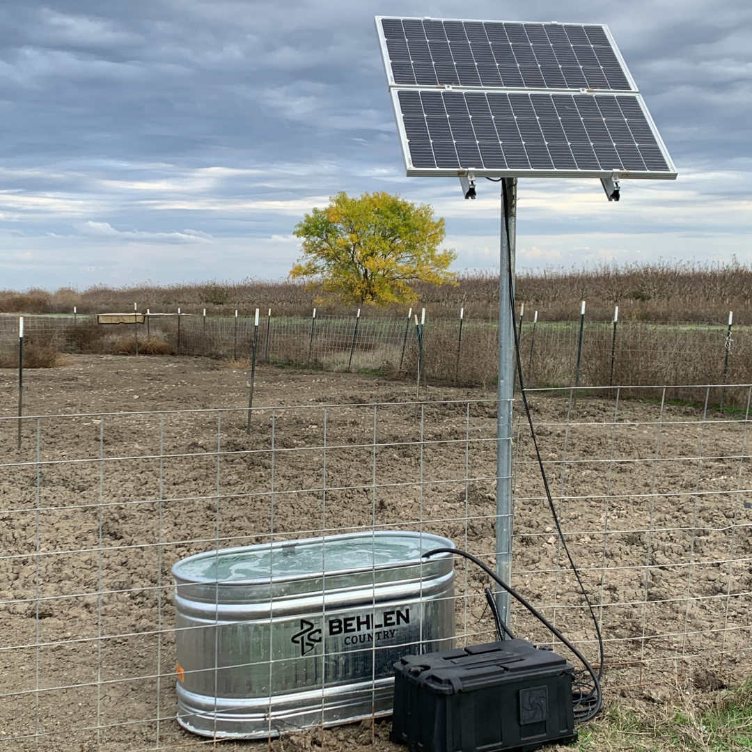 Solar IceBreaker™ | Stock Tank De-icing Kit with Battery Backup